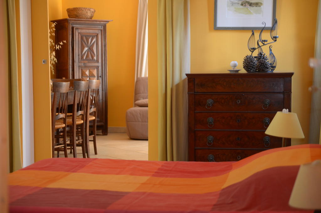 Le Petit Bacalan Villa Mormoiron Værelse billede